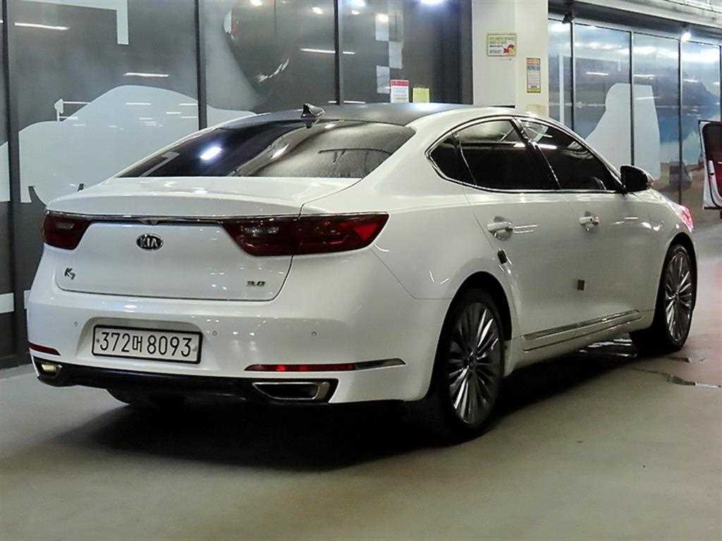 KIA K7 - Vista 4