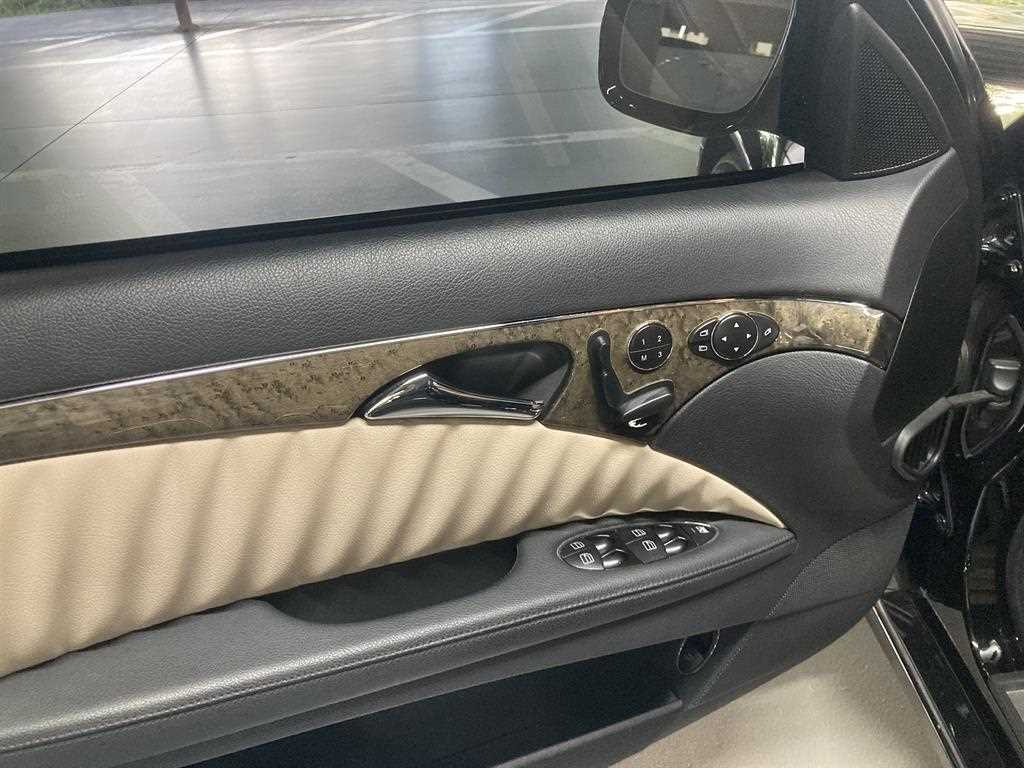 Mercedes Benz E class - Vista 6