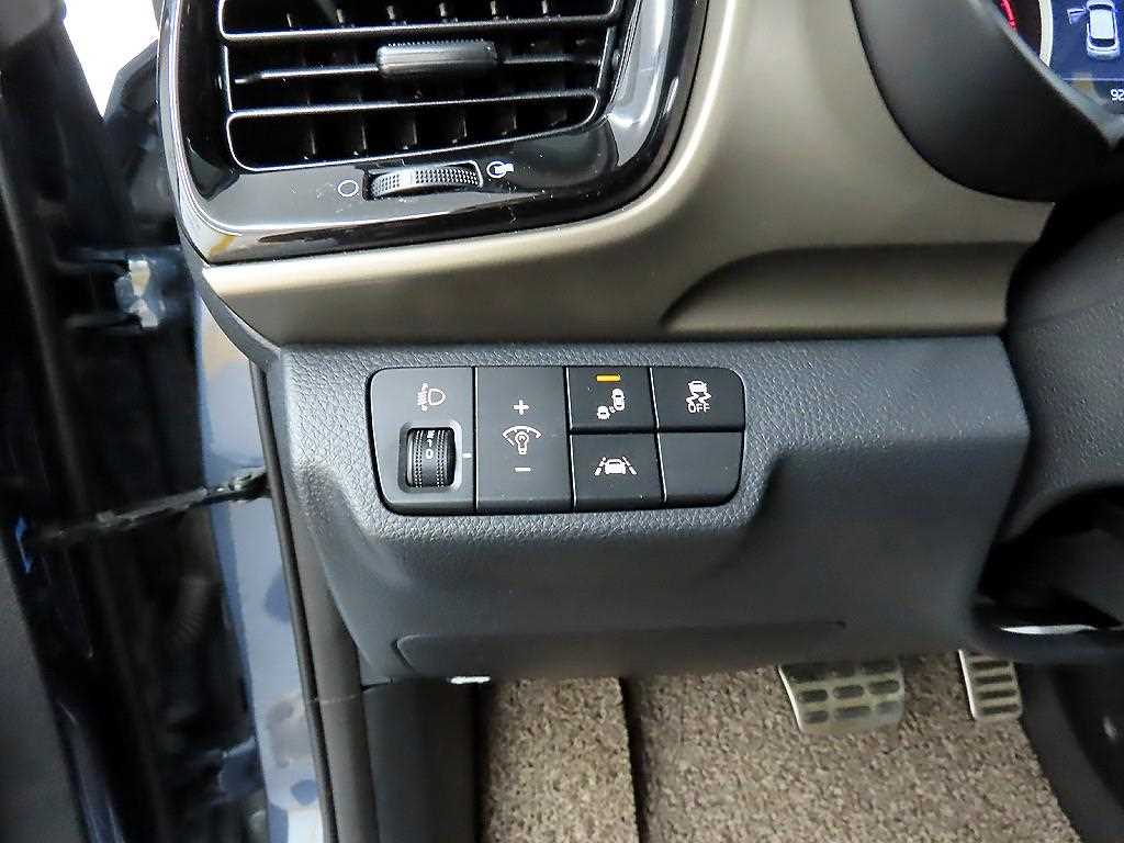 KIA Stonic - Vista 12