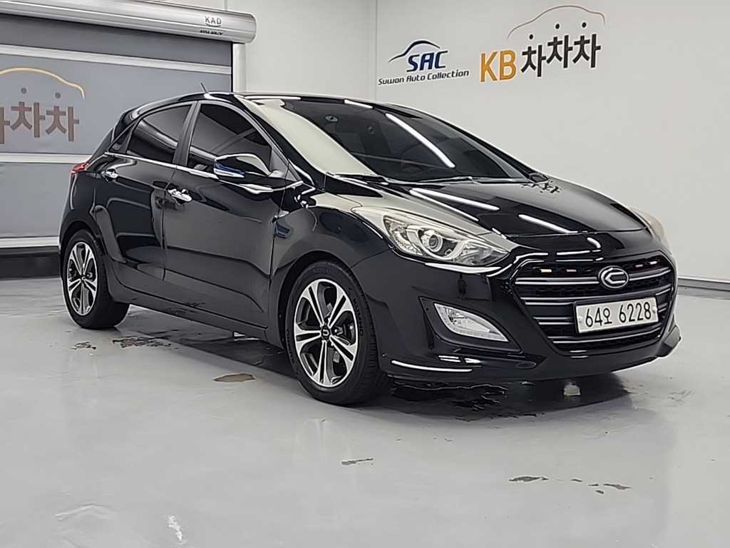 HYUNDAI i30 - Vista 4