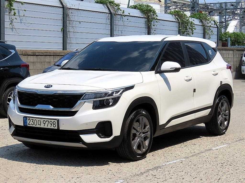 KIA Seltos - Vista 2