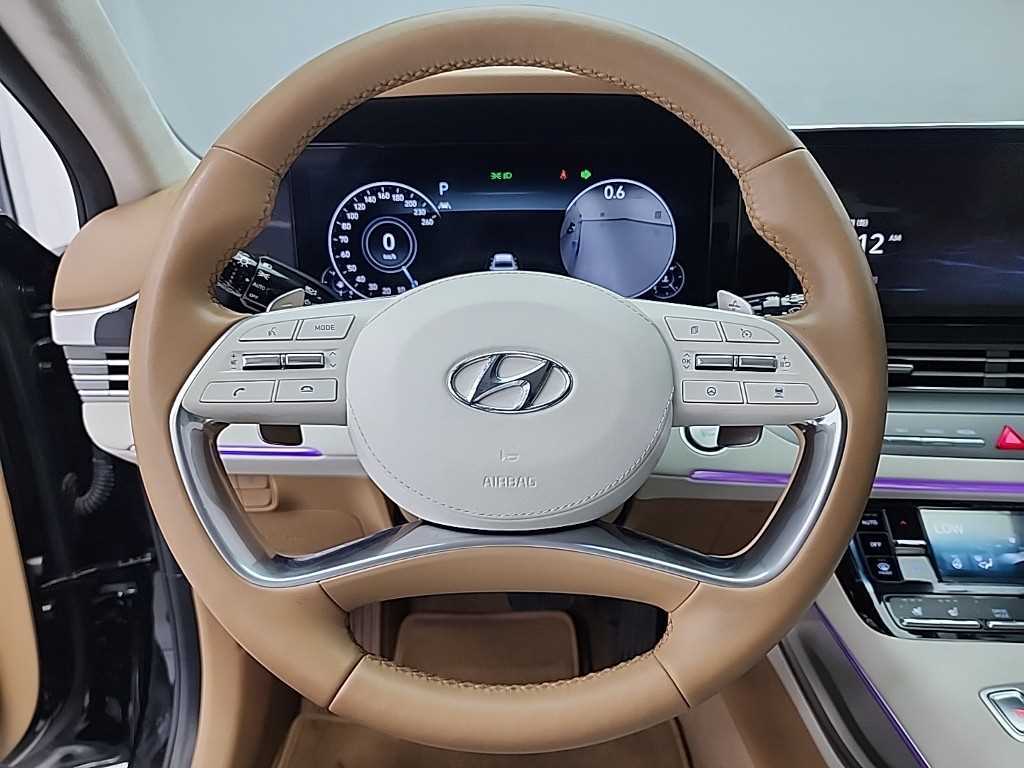 HYUNDAI Grandeur - Vista 9