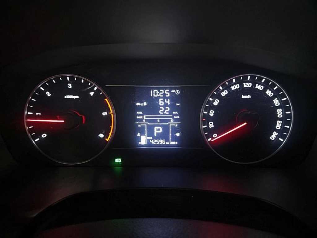 Ssangyong Rexton 2018 Gris - Importación desde Corea - HF Imports Iquique - Foto 13