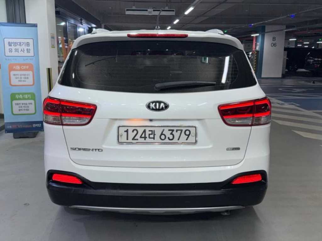 KIA Sorento - Vista 5