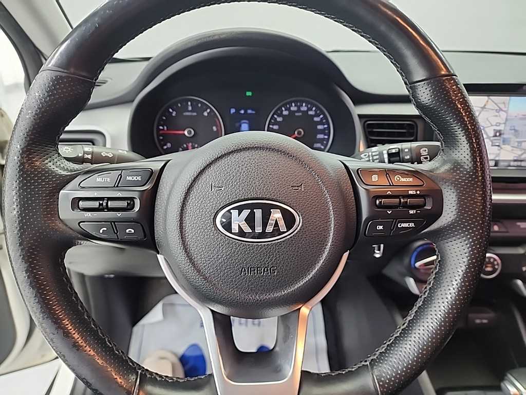 KIA Stonic - Vista 9