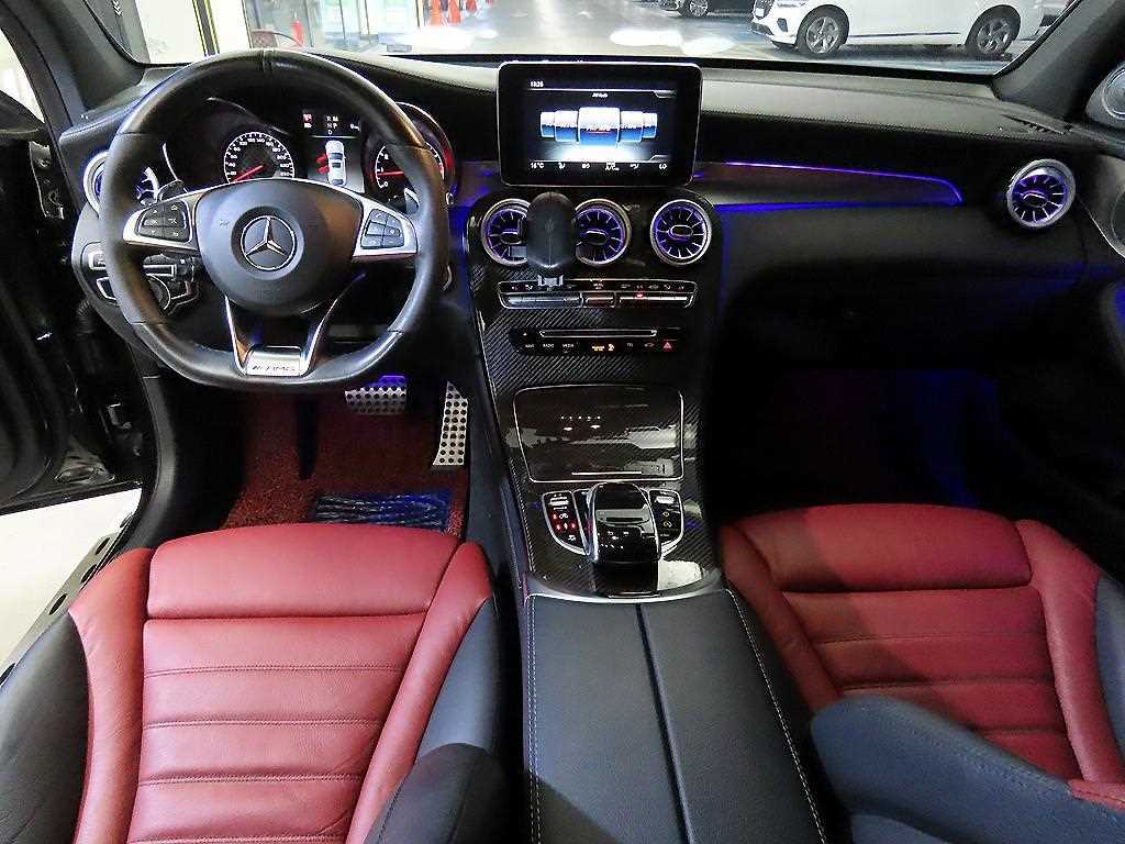 Mercedes Benz GLC Class - Vista 10