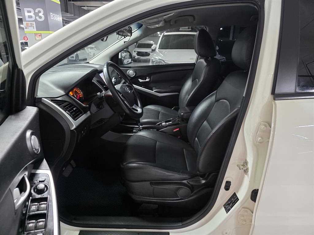 Ssangyong Korando - Vista 11