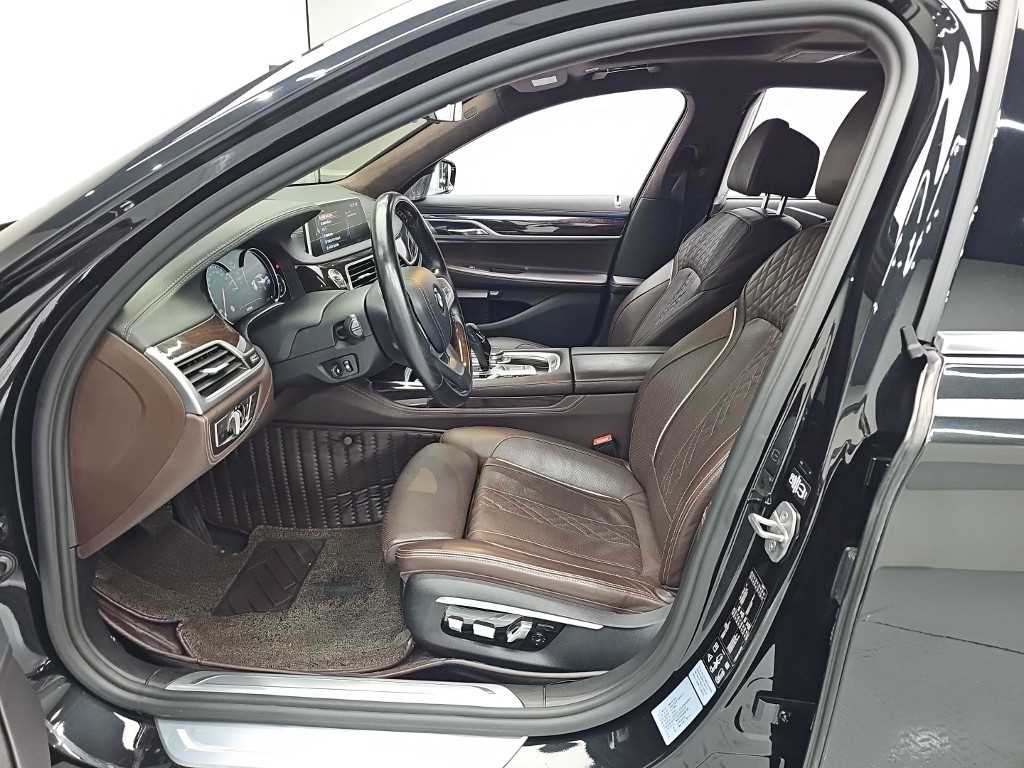 BMW 7 Series 2017 Negro - Importación desde Corea - HF Imports Iquique - Foto 13