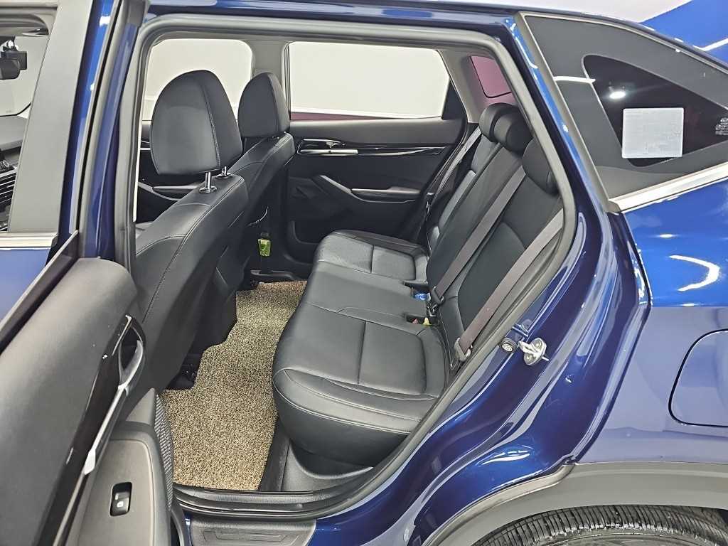 KIA Seltos - Vista 12