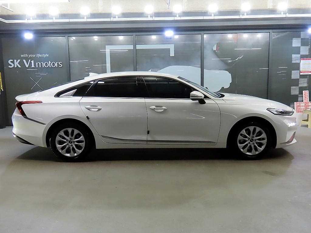 KIA K8 - Vista 3