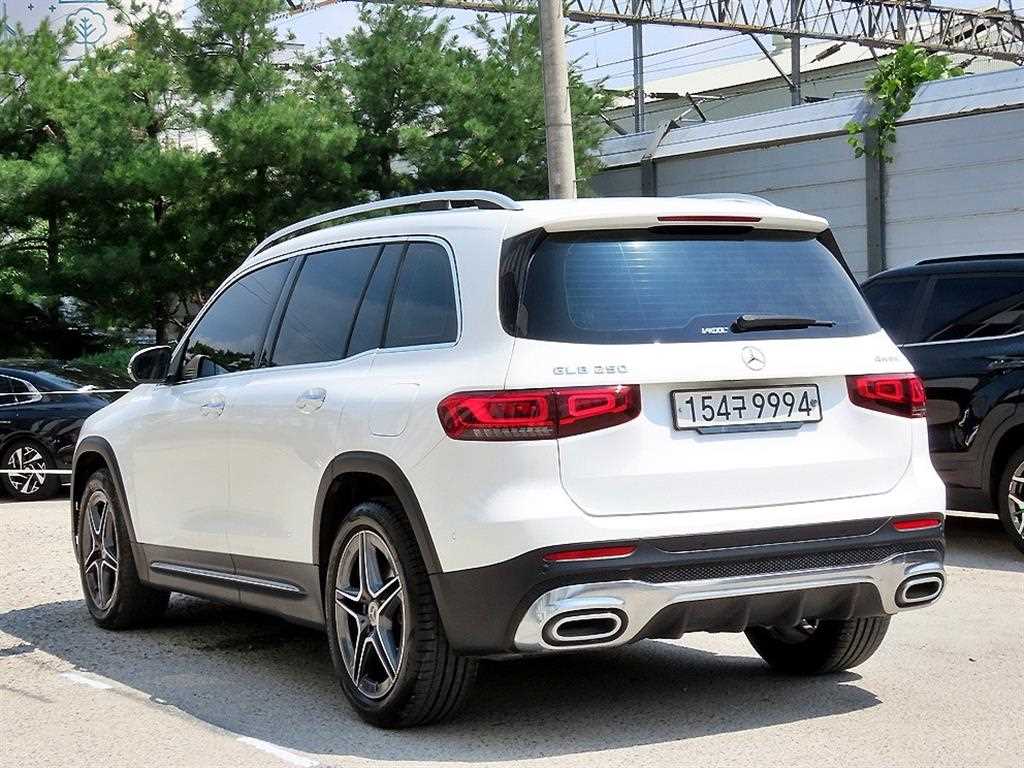 Mercedes Benz GLB Class - Vista 3