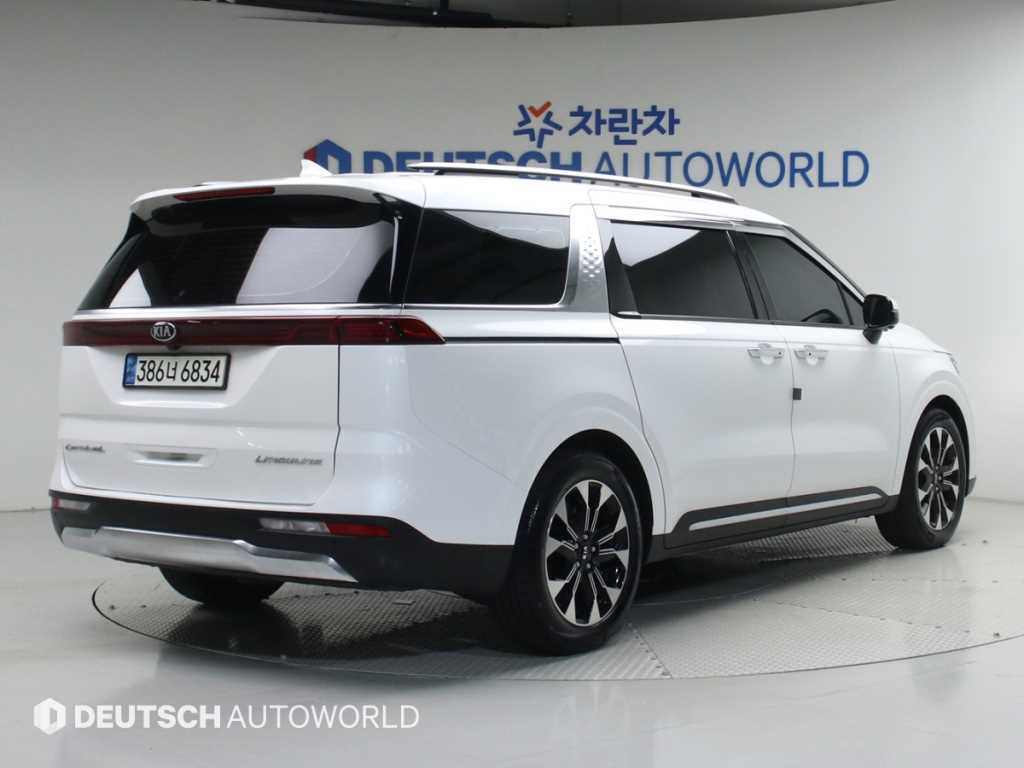 KIA Carnival - Vista 2