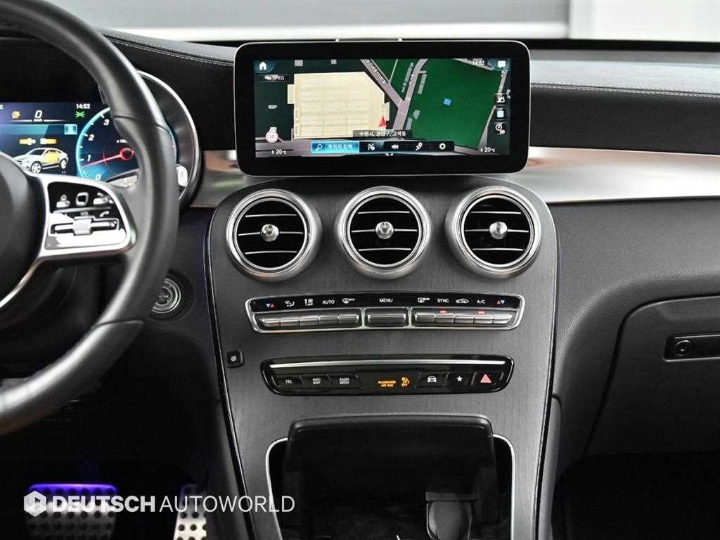 Mercedes Benz GLC Class - Vista 9