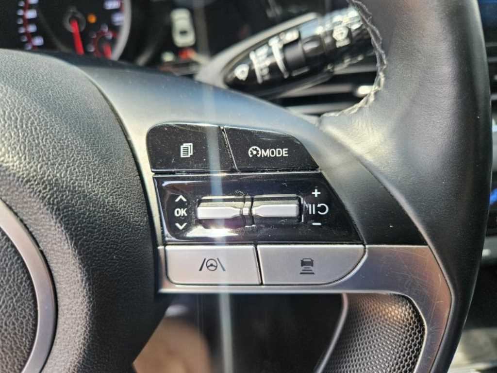 HYUNDAI Avante - Vista 5