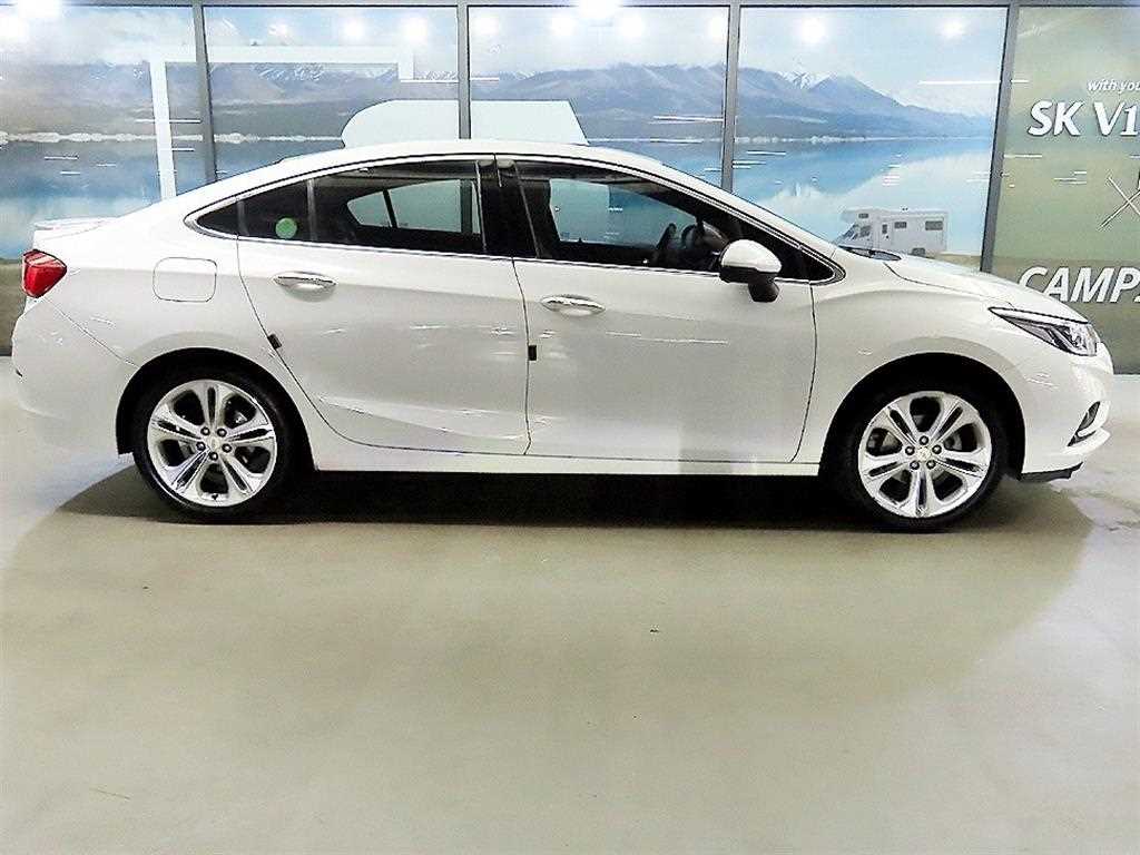 Chevrolet Cruise - Vista 3