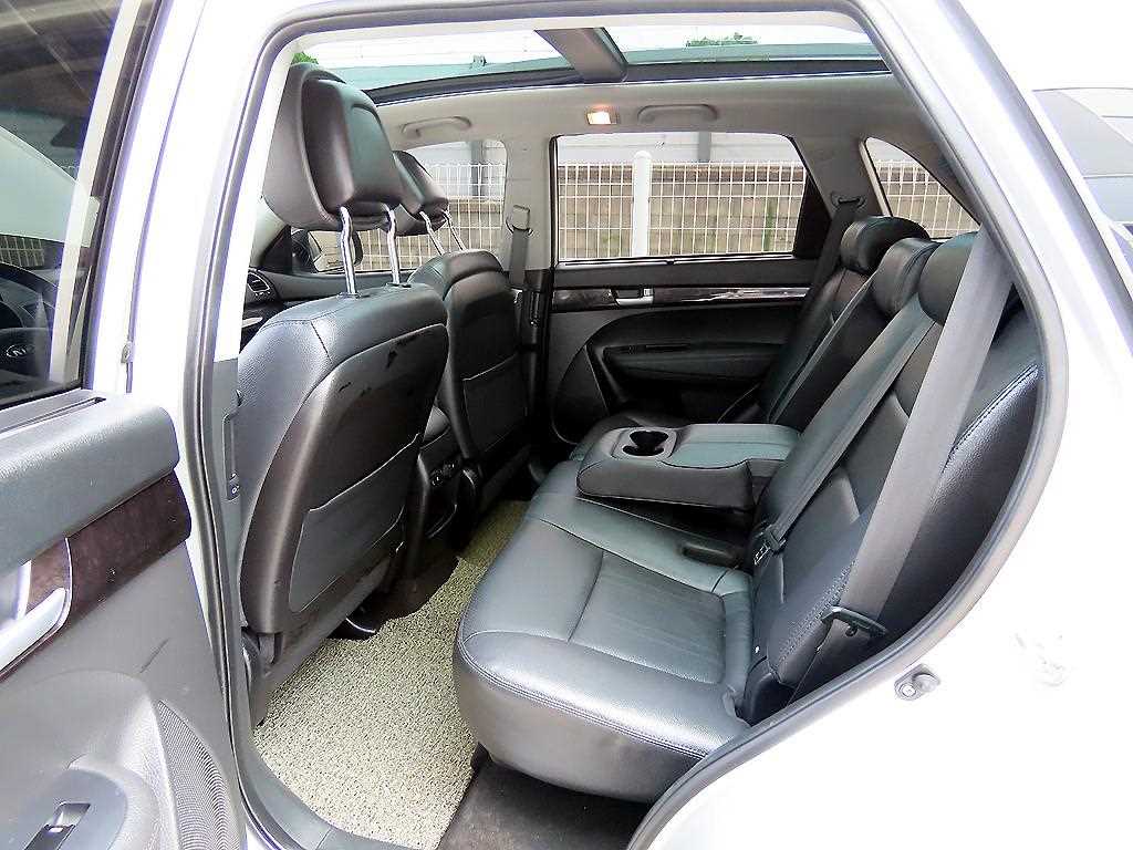 KIA Sorento - Vista 6