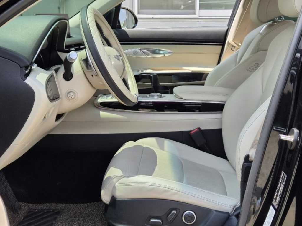 Genesis GV70 2023 Negro - Importación desde Corea - HF Imports Iquique - Foto 1