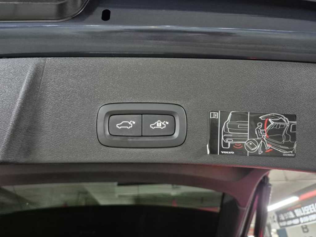 Volvo XC40 - Vista 6