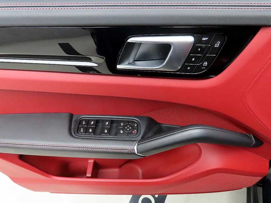 Porsche Cayenne 2023 - Importación desde Corea - HF Imports Iquique - Foto 13