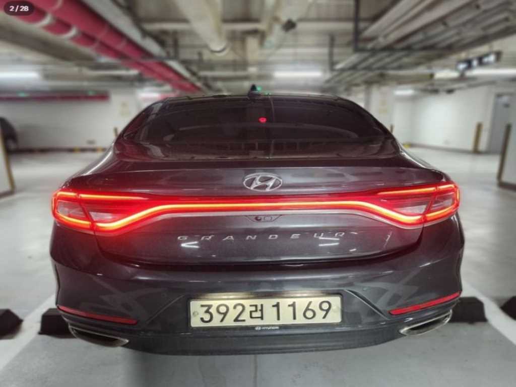 HYUNDAI Grandeur - Vista 2