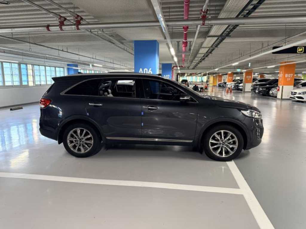 KIA Sorento - Vista 3