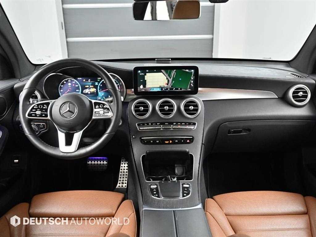 Mercedes Benz GLC Class - Vista 10
