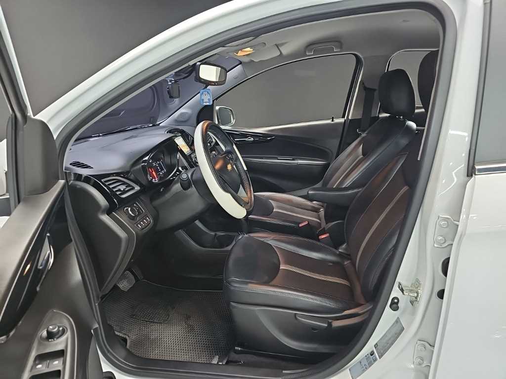 Chevrolet Spark - Vista 11