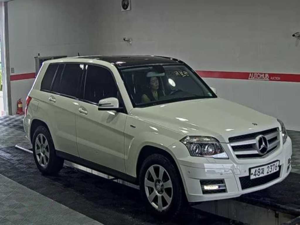 Mercedes Benz GLK Class 2011 Blanco - Importación desde Corea - HF Imports Iquique - Foto 1