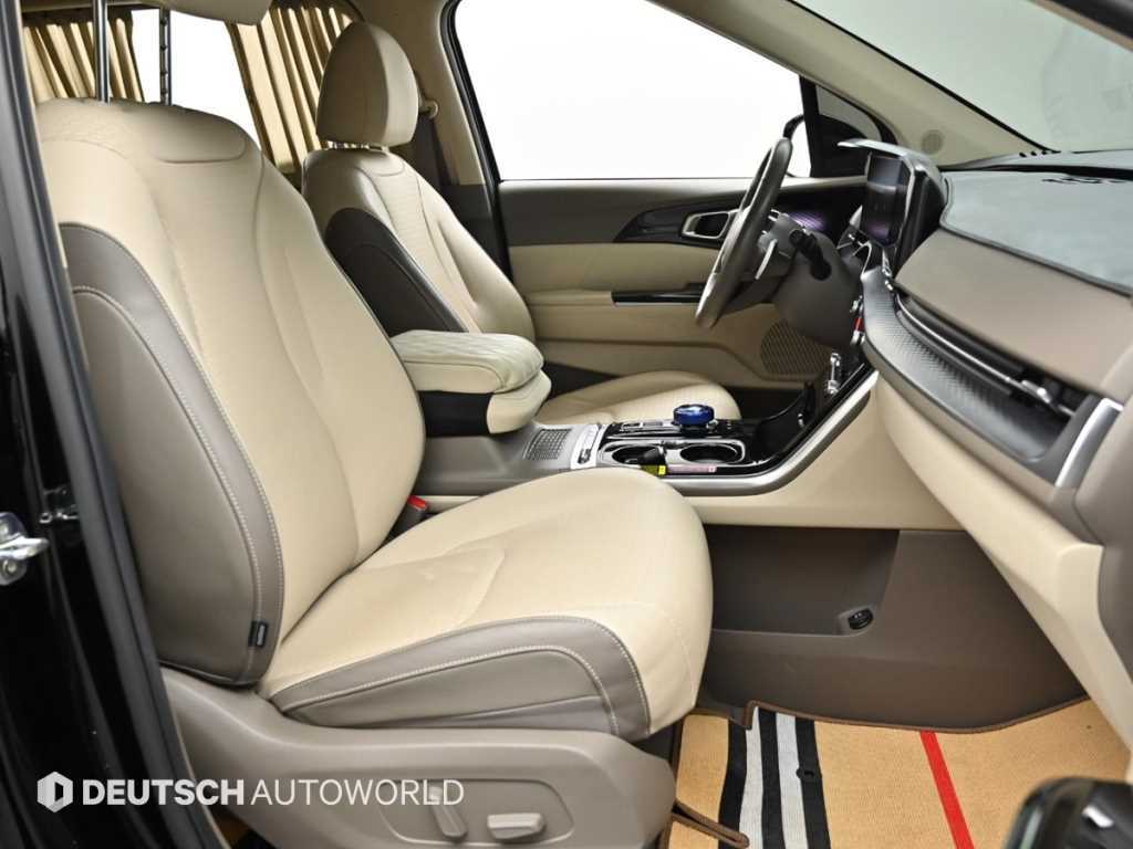KIA Carnival - Vista 10