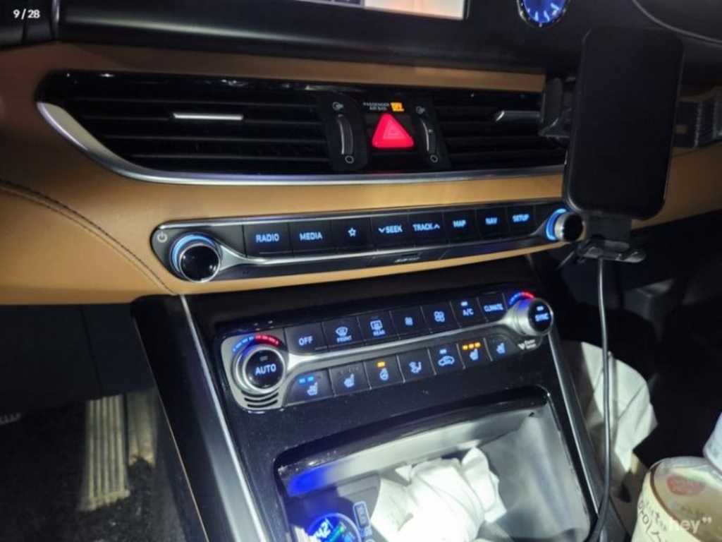 HYUNDAI Grandeur - Vista 6