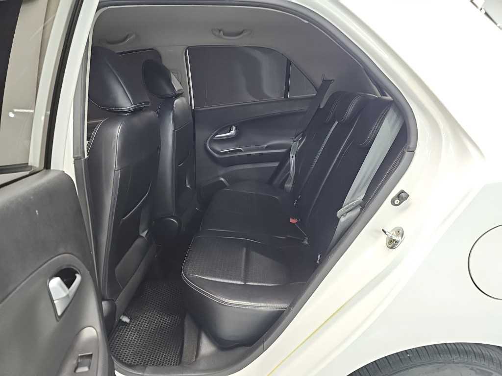 KIA Morning 2016 Blanco - Importación desde Corea - HF Imports Iquique - Foto 14