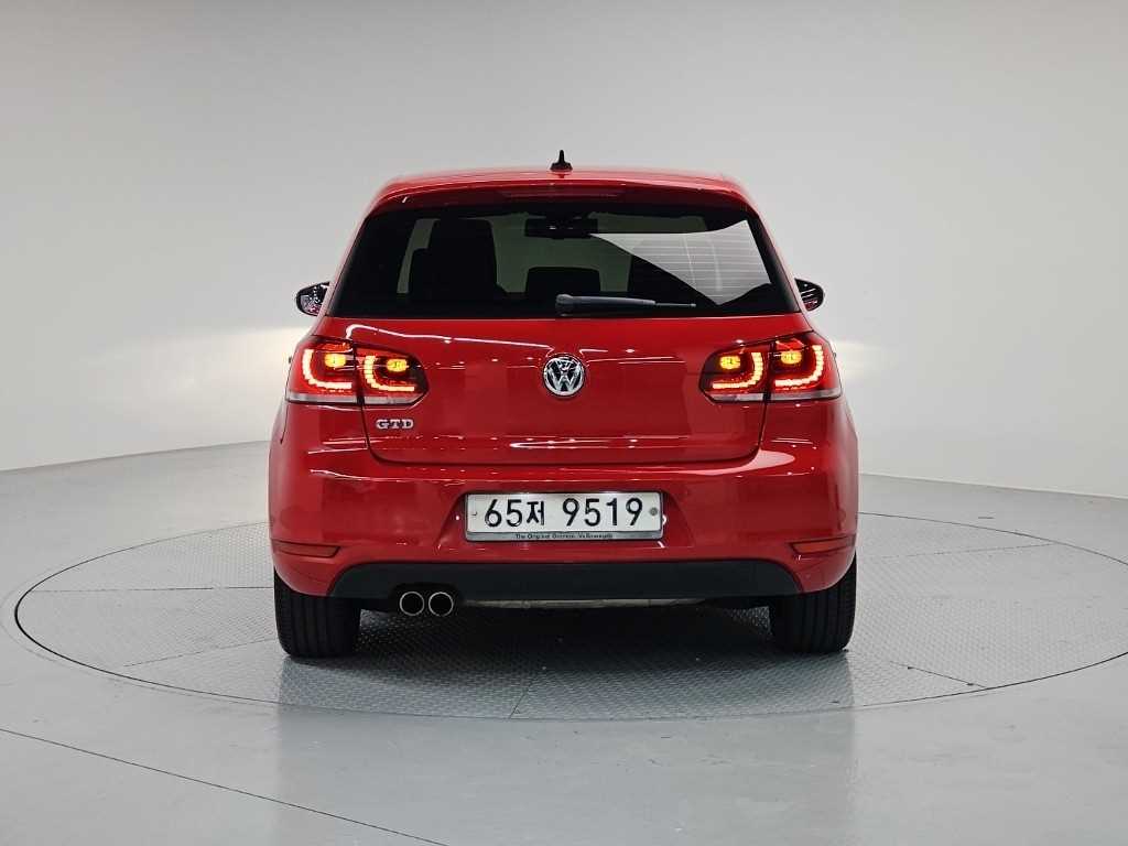 Volkswagen Golf - Vista 3