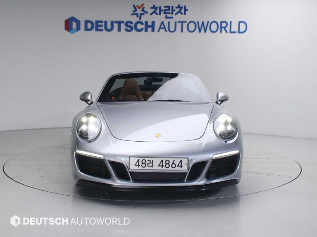 Porsche 911 - Vista 3