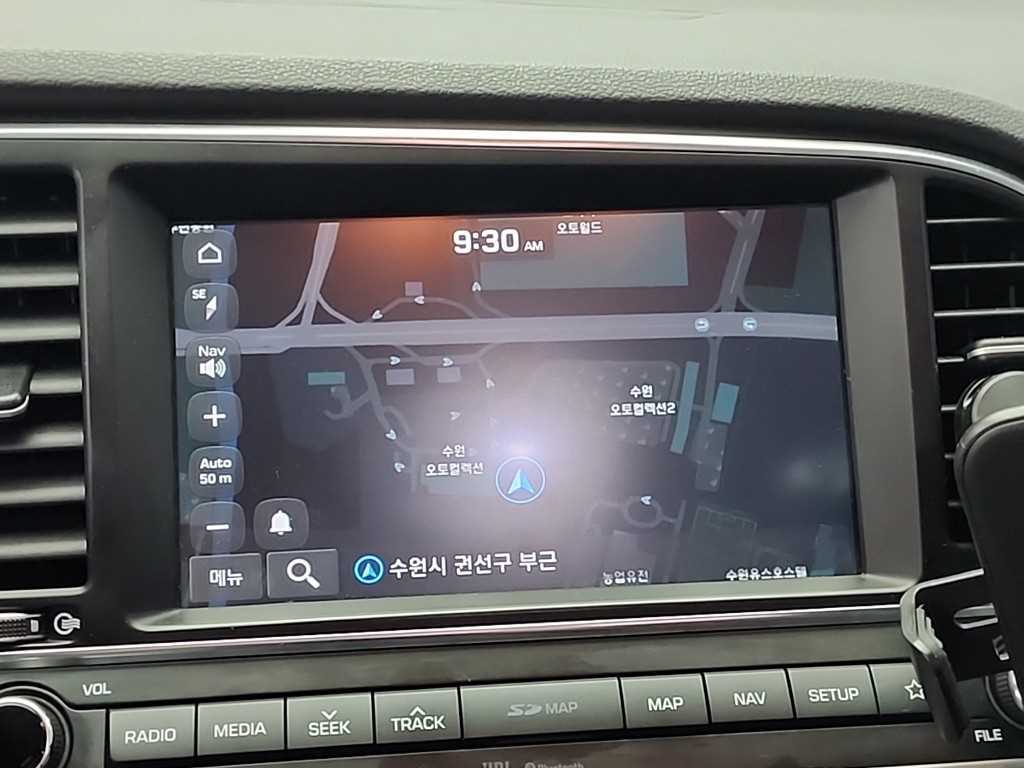 HYUNDAI Avante 2018 Blanco - Importación desde Corea - HF Imports Iquique - Foto 14