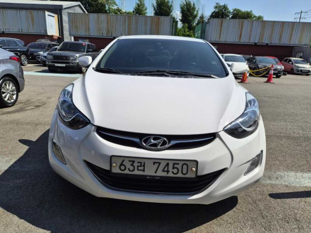HYUNDAI Avante 2013 Blanco - Importación desde Corea - HF Imports Iquique - Foto 1