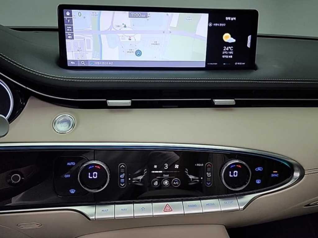 Genesis GV70 - Vista 10