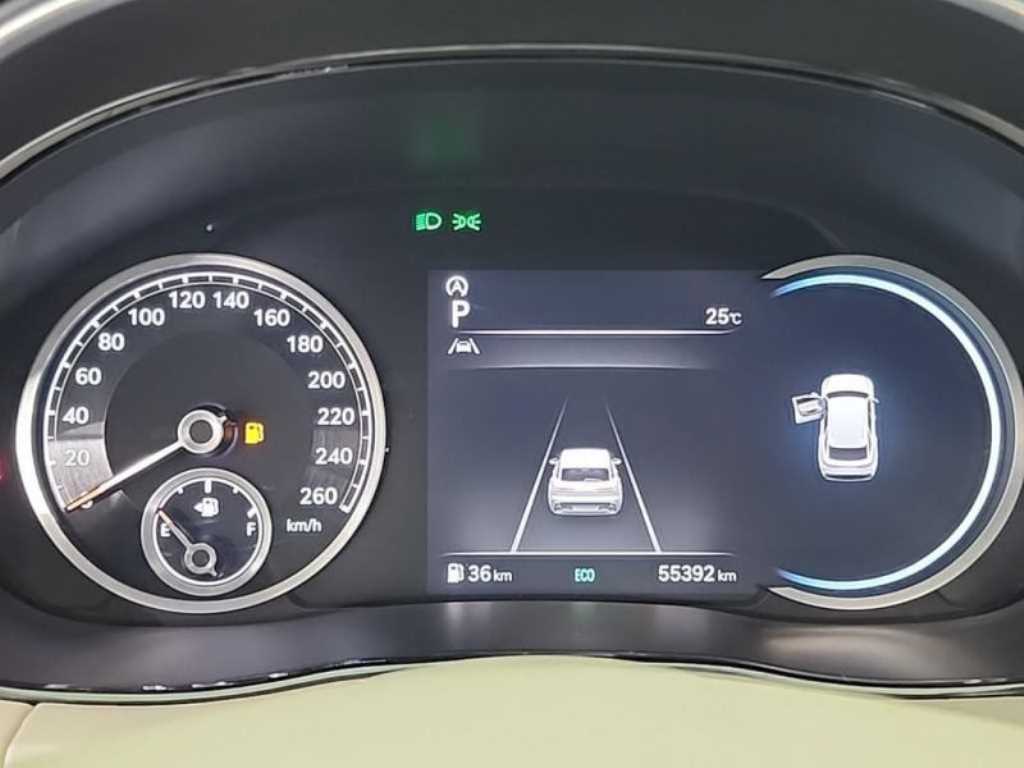 Genesis GV70 - Vista 6
