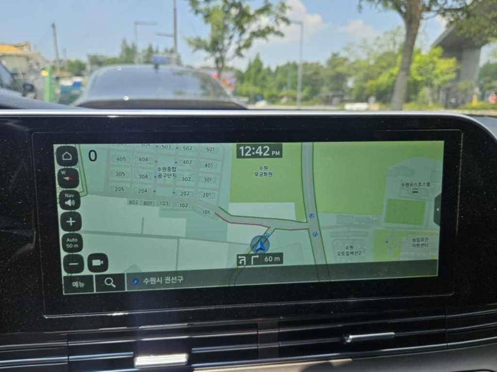 HYUNDAI Grandeur - Vista 7