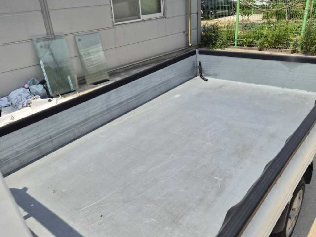 Small Truck Cargo (small) - Vista 8