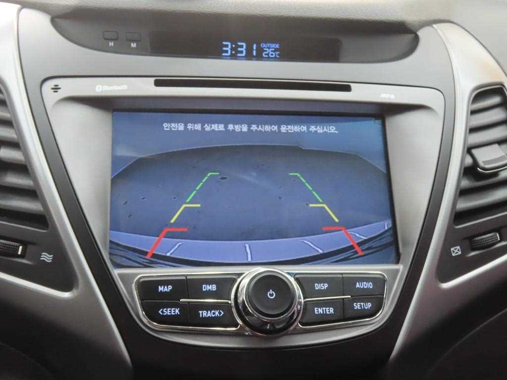 HYUNDAI Avante 2016 Blanco - Importación desde Corea - HF Imports Iquique - Foto 15