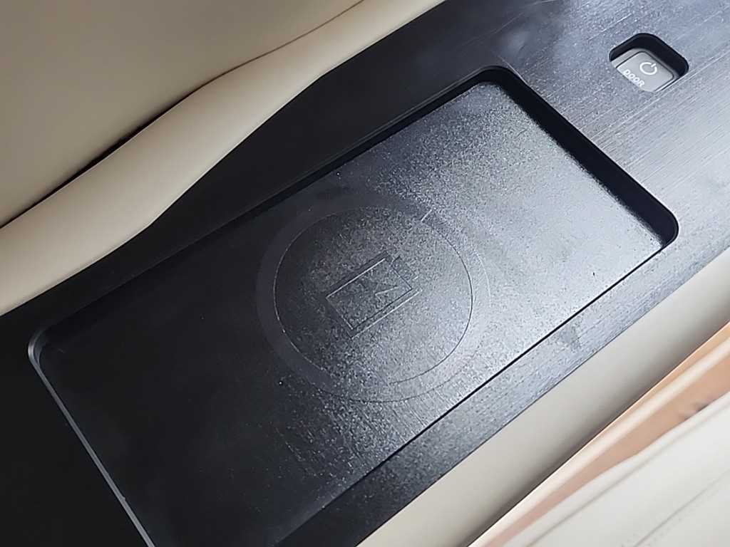 Toyota Siena 2023 Negro - Importación desde Corea - HF Imports Iquique - Foto 14