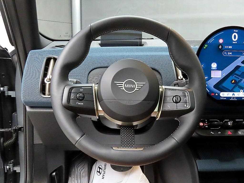 Mini Countryman - Vista 11