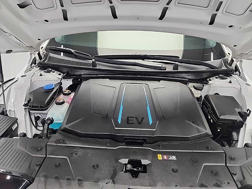HYUNDAI Ioniq 5 - Vista 5