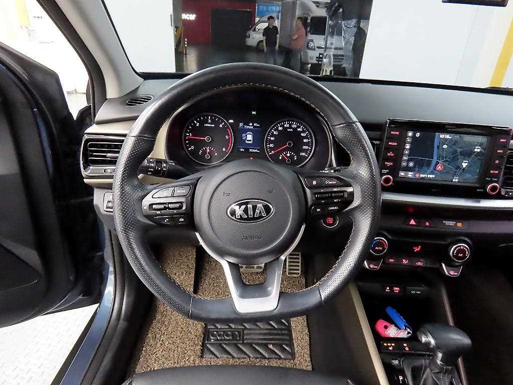 KIA Stonic - Vista 9
