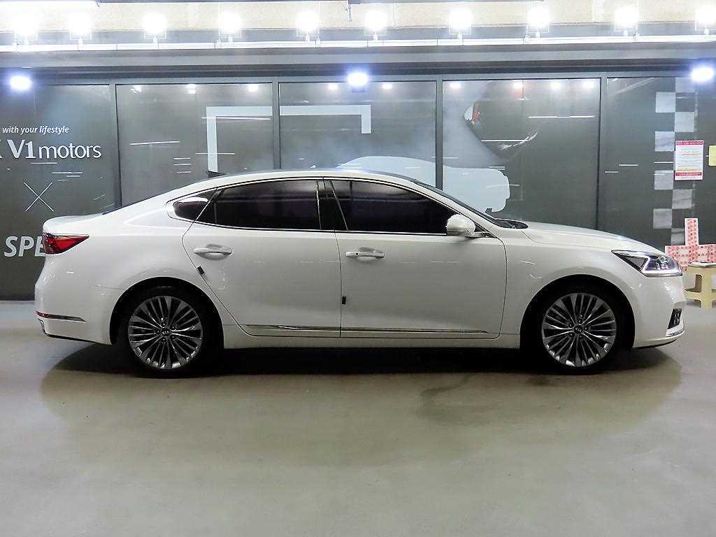 KIA K7 - Vista 3