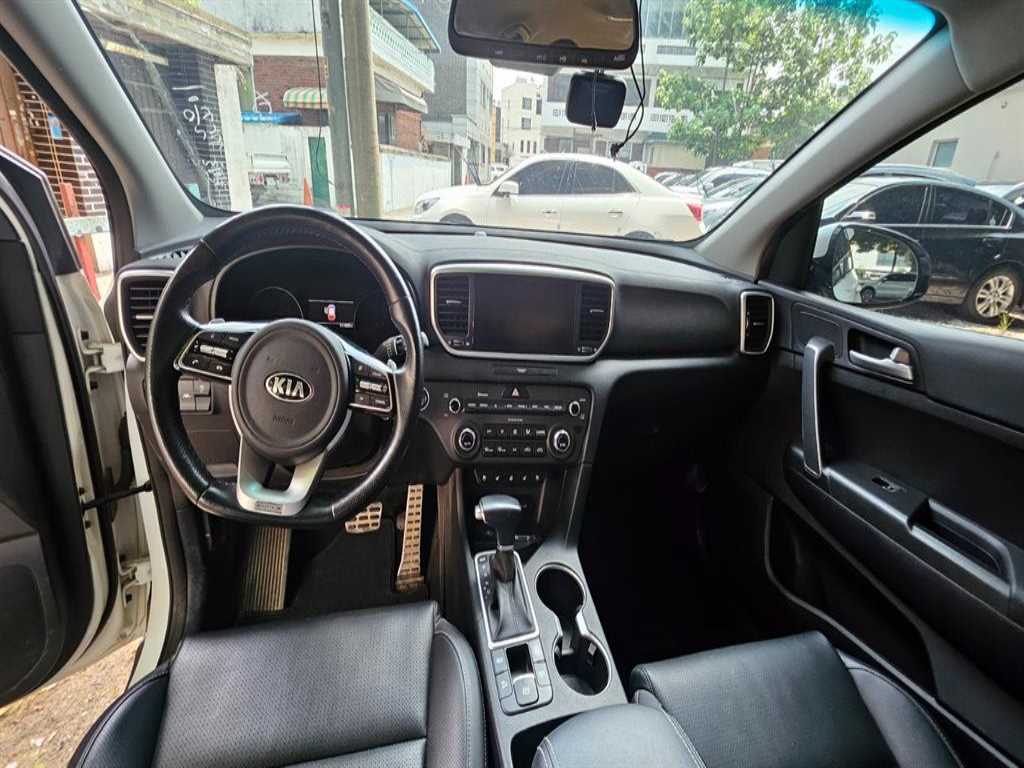KIA Sportage - Vista 6