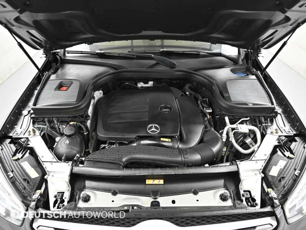 Mercedes Benz GLC Class - Vista 6