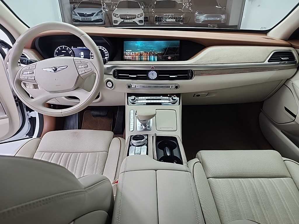 Genesis G90 - Vista 7