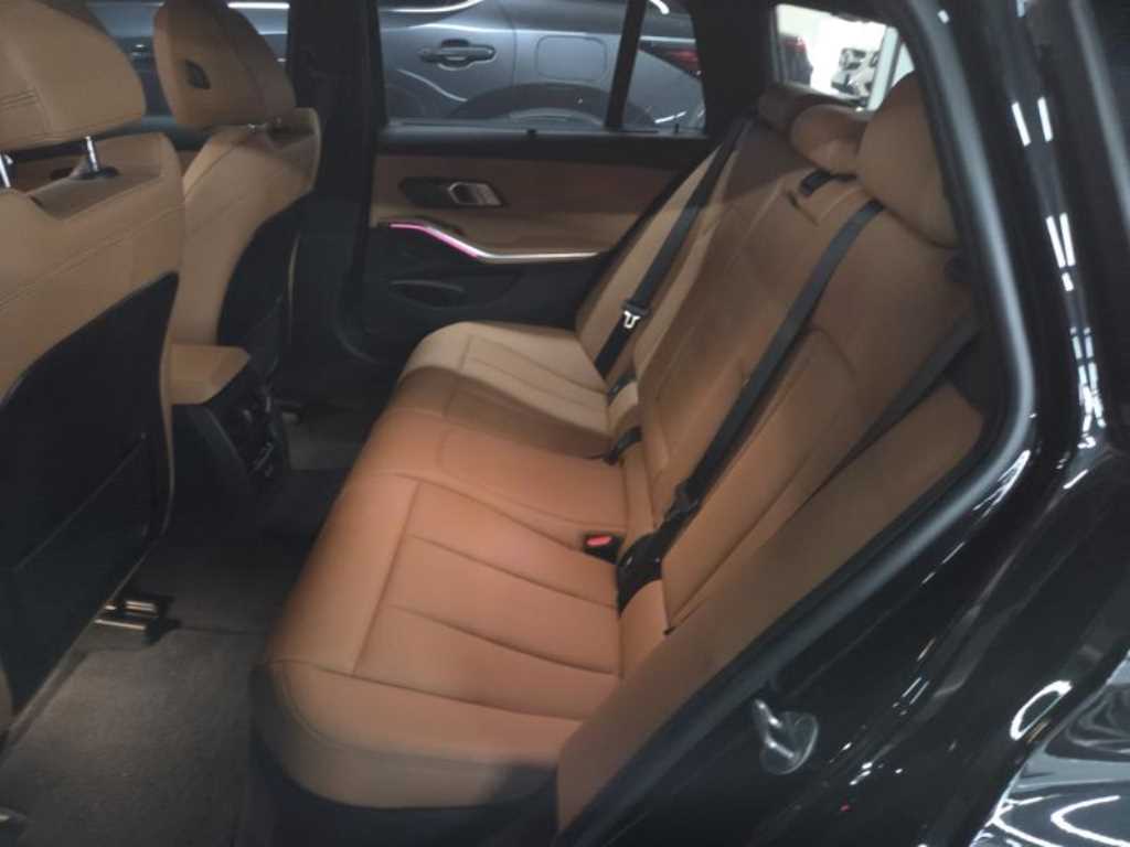 BMW 3 series - Vista 7