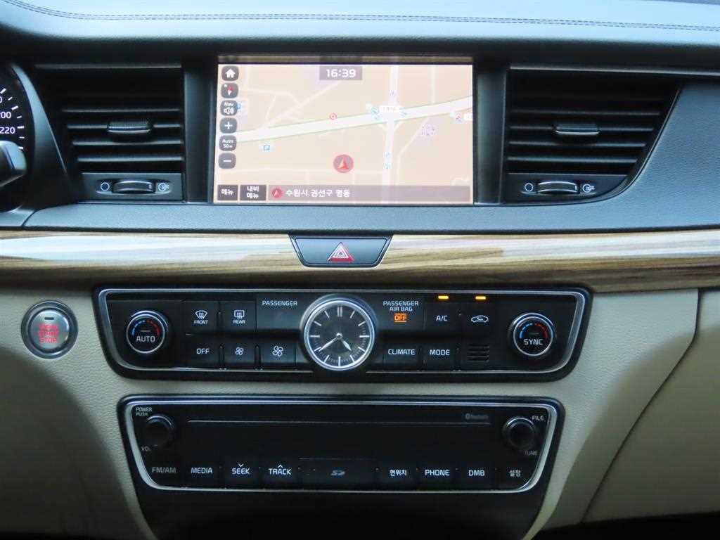 KIA K7 - Vista 12